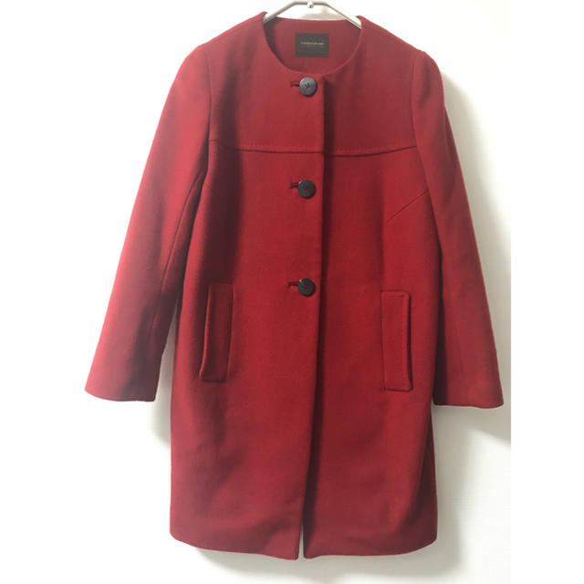 TOMORROWLAND(トゥモローランド)のお値下げ。トゥモローランド コクーンコート 赤色 ノーカラー レディースのジャケット/アウター(ロングコート)の商品写真