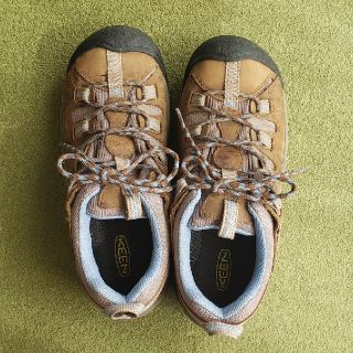 キーン(KEEN)のKEEN　登山用靴　24.5㎝(登山用品)