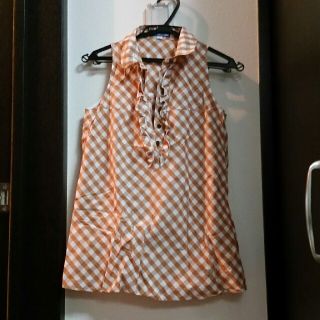 バーバリー(BURBERRY)のbureberry　トップス　size36(シャツ/ブラウス(半袖/袖なし))