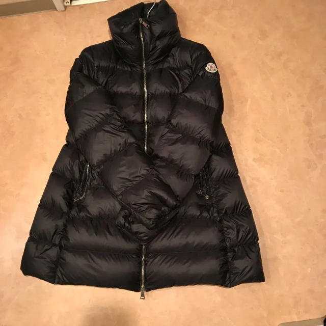 MONCLER(モンクレール)のモンクレール トルシー レディースのジャケット/アウター(ダウンジャケット)の商品写真