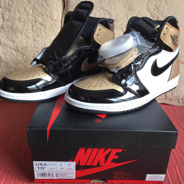 NIKE AIR JORDAN 1 GOLD TOE NRG靴/シューズ