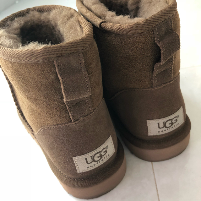 UGG(アグ)の専用ページUGGクラシックミニ2点 レディースの靴/シューズ(ブーツ)の商品写真