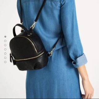 ザラ(ZARA)のZARA コンバーチブルリュック リュック ブラック(リュック/バックパック)