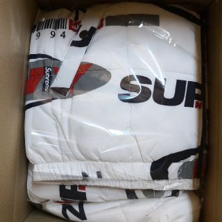 シュプリーム(Supreme)のM Supreme NY Reversible Puffy Jacket(ダウンジャケット)