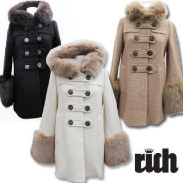 rich(リッチ)のrich リッチ ファーコート レディースのジャケット/アウター(毛皮/ファーコート)の商品写真