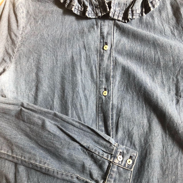 A.P.C(アーペーセー)のA.P.Cのデニムシャツ レディースのトップス(シャツ/ブラウス(長袖/七分))の商品写真