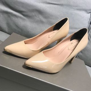 TED BAKER(ハイヒール/パンプス)のフリマアイテム一覧 TED BAKER(ハイヒール/パンプス)のフリマアイテム一覧