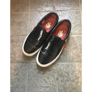 ヴァンズ(VANS)のVans クロコレザー型押し スリッポン 黒(スリッポン/モカシン)