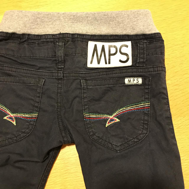 MPS(エムピーエス)のMPS ブラックパンツ キッズ/ベビー/マタニティのキッズ服男の子用(90cm~)(パンツ/スパッツ)の商品写真