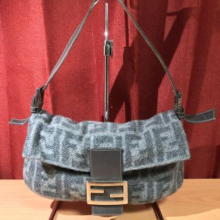 フェンディ(FENDI)の超美品 FENDI フェンディ ズッカ ウール マンマバケット (ハンドバッグ)