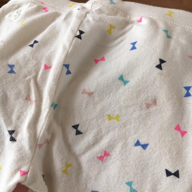 babyGAP(ベビーギャップ)のbaby GAP レギンス  105 キッズ/ベビー/マタニティのキッズ服女の子用(90cm~)(パンツ/スパッツ)の商品写真