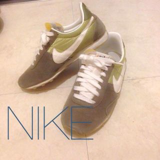 ビームス(BEAMS)のNIKE♡大人気♡モントリオール♡(スニーカー)