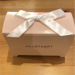 ジルスチュアート(JILLSTUART)の☆JILL STUART ギフトボックス☆(ラッピング/包装)