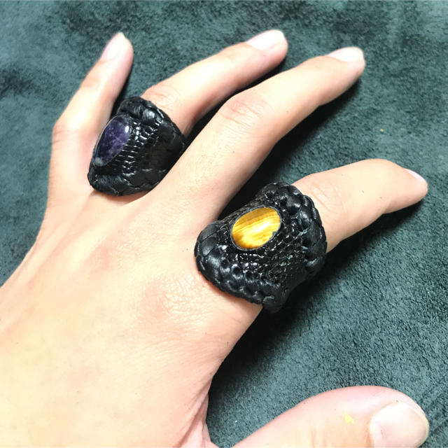 本革 レザー 天然石 タイガーアイ リング ハンドメイドのアクセサリー(リング)の商品写真