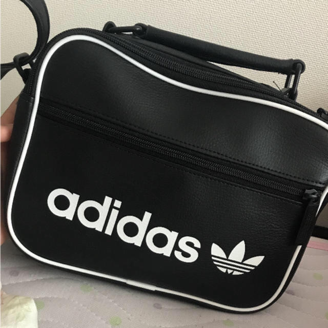 adidas(アディダス)のadidas ショルダーバッグ レディースのバッグ(ショルダーバッグ)の商品写真