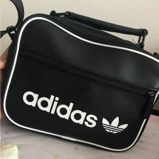 アディダス(adidas)のadidas ショルダーバッグ(ショルダーバッグ)