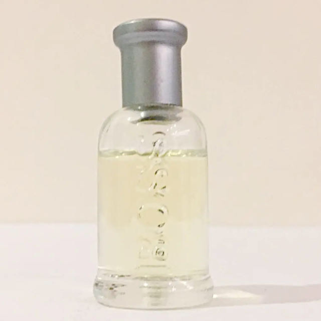 HUGO BOSS(ヒューゴボス)の⭐︎ナチュ様専用⭐︎ヒューゴボス ボス EDT 5ml コスメ/美容の香水(香水(男性用))の商品写真