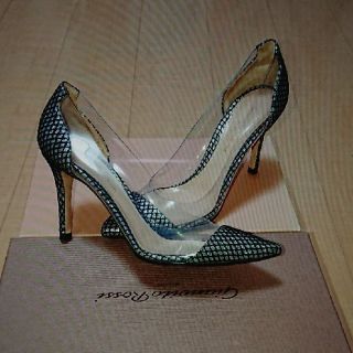 ジャンヴィットロッシ(Gianvito Rossi)のGianvito Rossi パンプス(ハイヒール/パンプス)