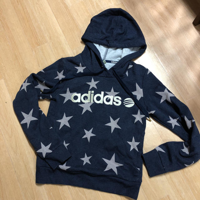 adidas(アディダス)のadidas 星柄 パーカー レディースのトップス(パーカー)の商品写真