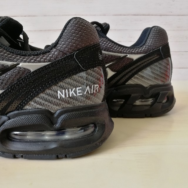 NIKE(ナイキ)のNIKE AIR MAX TORCH 4
エアマックス トーチ 4  メンズの靴/シューズ(スニーカー)の商品写真