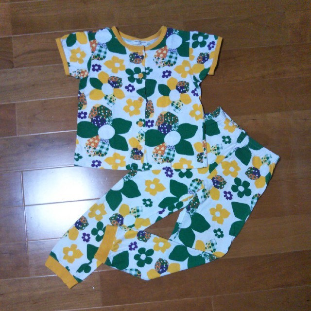 ampersand(アンパサンド)のパジャマ　女の子　120センチ キッズ/ベビー/マタニティのキッズ服女の子用(90cm~)(パジャマ)の商品写真