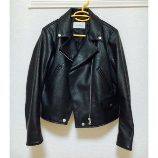 マウジー(moussy)のレザーライダース(ライダースジャケット)