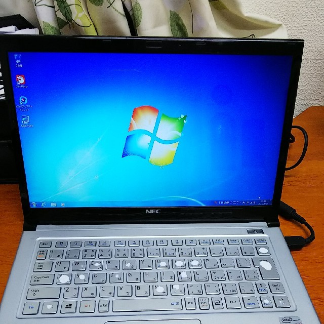 NEC / PC-VK18TGZDG/i5-3337U/4G/SSD128GNEC型番