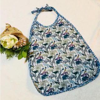 センスオブワンダー(sense of wonder)の【ぴっぴ様専用】お食事エプロン2枚とフリルスカート&タイツセット☆(お食事エプロン)