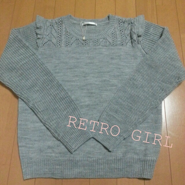 RETRO GIRL(レトロガール)のRETROGIRL/肩フリルニット レディースのトップス(ニット/セーター)の商品写真