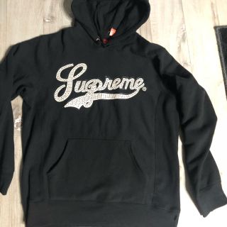 シュプリーム(Supreme)のsupremeラインストーンロゴパーカー黒 XL未使用(パーカー)