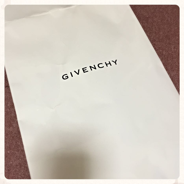 GIVENCHY(ジバンシィ)のマフラー レディースのファッション小物(マフラー/ショール)の商品写真