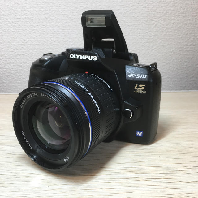 OLYMPUS(オリンパス)のオリンパス E-510 14-42mm レンズキット スマホ/家電/カメラのカメラ(デジタル一眼)の商品写真