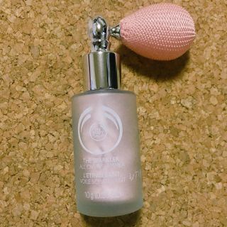 ザボディショップ(THE BODY SHOP)のTHE BODYSHOP フェイスパウダー / ボディパウダー ラメ(フェイスパウダー)