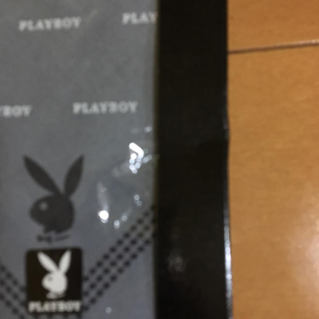 PLAYBOY(プレイボーイ)の新品未使用   メンズ  プレイボーイ ハンカチ  箱入り 日本製  メンズのファッション小物(ハンカチ/ポケットチーフ)の商品写真