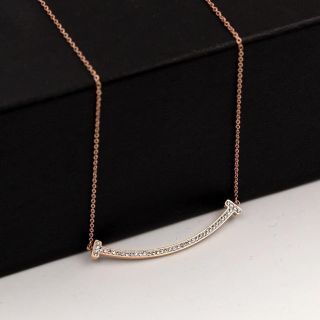 ハイグレードCZダイヤ ネックレス 18K Rose Gold スマイル T字(ネックレス)