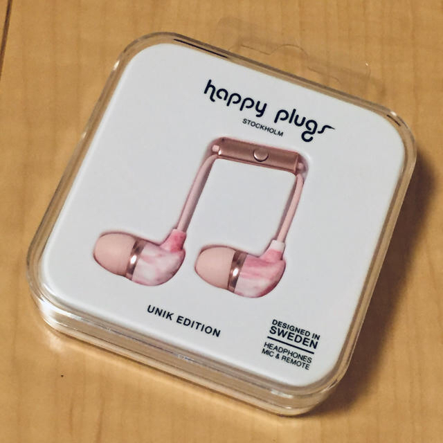 happy  plugs スマホ/家電/カメラのオーディオ機器(ヘッドフォン/イヤフォン)の商品写真