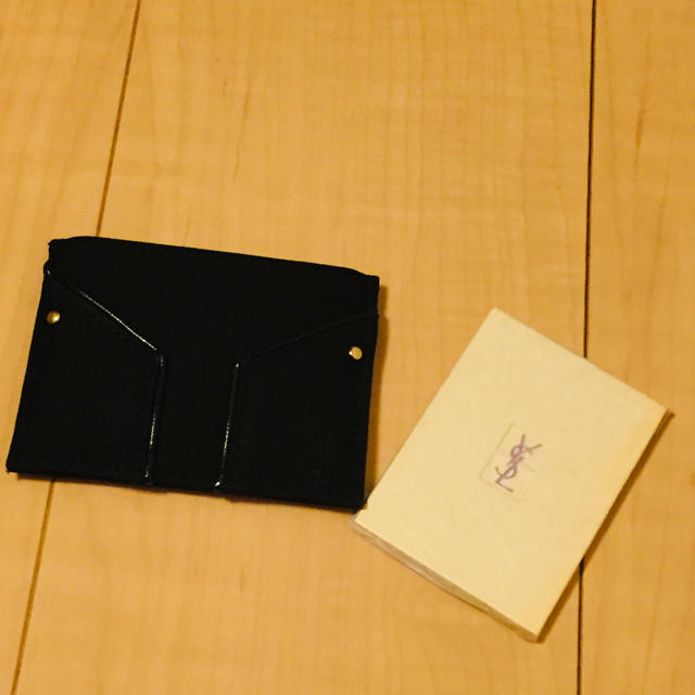 Yves Saint Laurent Beaute(イヴサンローランボーテ)のイヴサンローラン ミラー レディースのファッション小物(ミラー)の商品写真