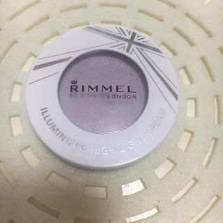 リンメル(RIMMEL)の最終値下げ！リンメル  ハイライトクリーム イルミナイザー 03 ラベンダー(フェイスカラー)