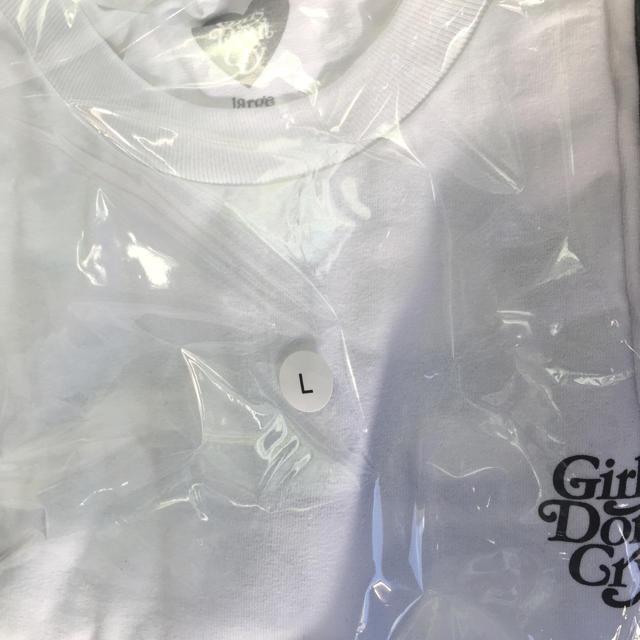 GDC(ジーディーシー)の白L girls don't cry tee Tシャツ メンズのトップス(Tシャツ/カットソー(半袖/袖なし))の商品写真