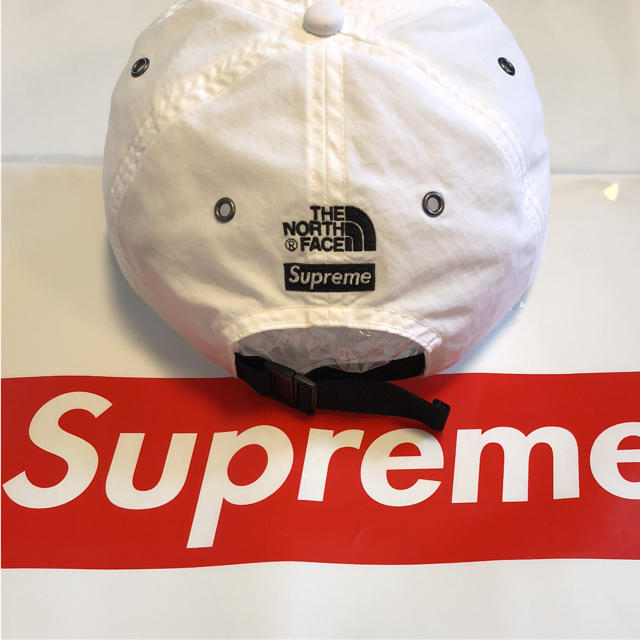 Supreme(シュプリーム)のシュプリーム ノースフェースコラボ キャップ メンズの帽子(キャップ)の商品写真