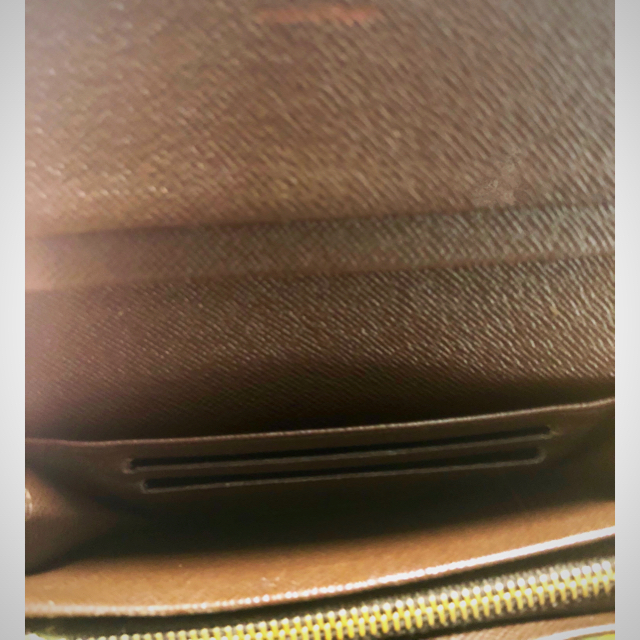 LOUIS VUITTON(ルイヴィトン)のLOUIS VUITTON  二つ折り財布 ダミエ【正規品】 レディースのファッション小物(財布)の商品写真