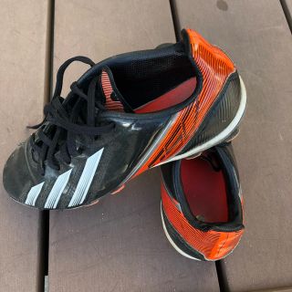 アディダス(adidas)のサッカーシューズ アディダス 22.5(シューズ)