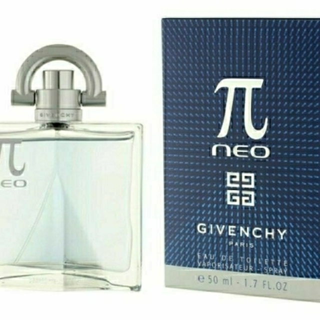 GIVENCHY(ジバンシィ)の地球日本様専用【ジバンシー】パイネオ オードトワレ 50ml　πネオ　πneo コスメ/美容の香水(香水(男性用))の商品写真