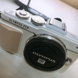 オリンパス(OLYMPUS)のOLYMPUS PEN EPL-7 ホワイト(ミラーレス一眼)