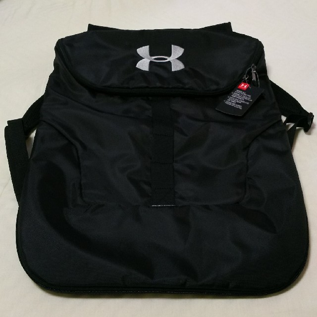 UNDER ARMOUR(アンダーアーマー)の新品 アンダーアーマー UA エクスパンダブルサック  メンズのバッグ(バッグパック/リュック)の商品写真