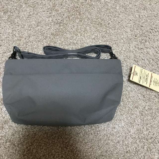 MUJI (無印良品)(ムジルシリョウヒン)の新品 無印良品 バッグインバッグ グレー ショルダーバッグ レディースのバッグ(ショルダーバッグ)の商品写真