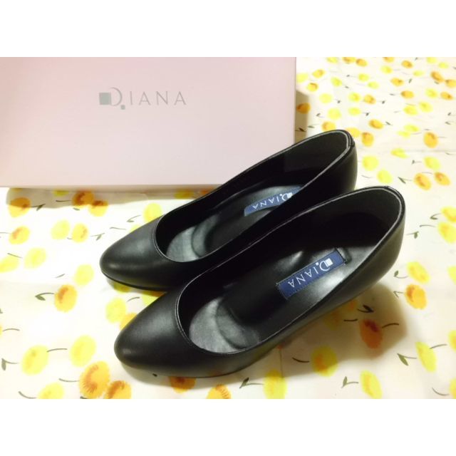DIANA(ダイアナ)のDIANA パンプス 21センチ レディースの靴/シューズ(ハイヒール/パンプス)の商品写真