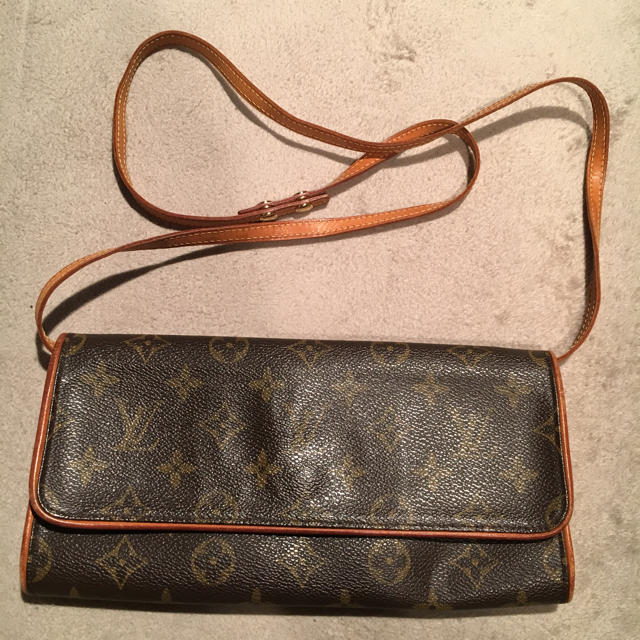 LOUIS VUITTON(ルイヴィトン)のルイ・ヴィトン アクセサリーポーチ レディースのバッグ(クラッチバッグ)の商品写真