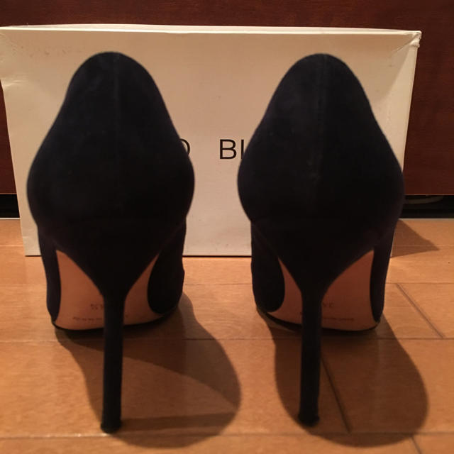 MANOLNBLAHNIK マノロブラニク MANOLNBLAHNIK マノロブラニク