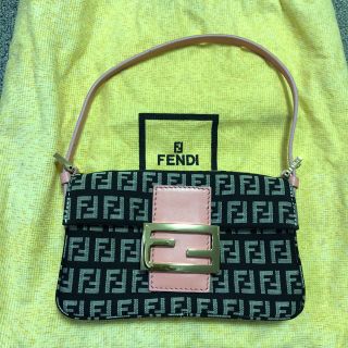 フェンディ(FENDI)のフェンディFENDIバケット ズッカ ミニ bagブランドバッグ(ハンドバッグ)